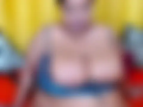 GiantDeal69's Live XXX Chat