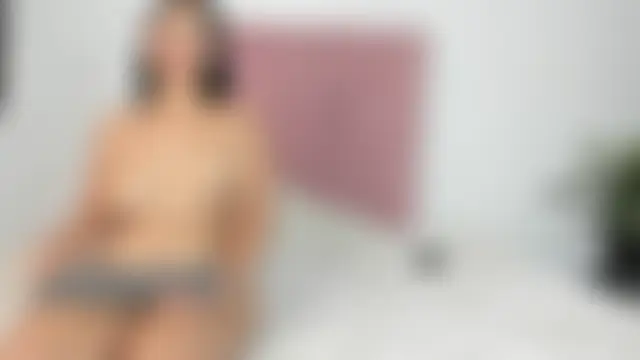 chloe_and_leider élő chatszobája