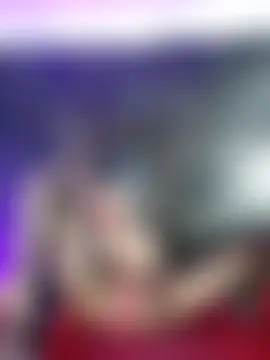 crislingery_dolli: διαδικτυακό σόου στην κάμερα