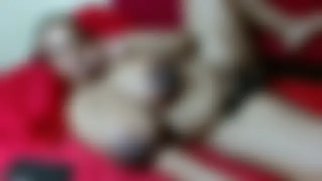 HugeTitisxx's Webcam Show