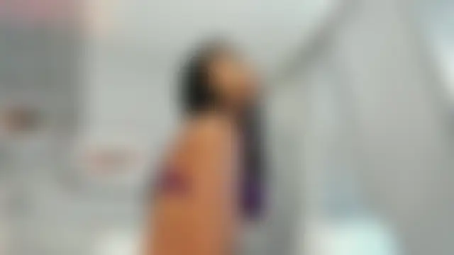 PauleteW10's Webcam Show