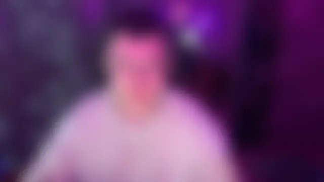 EricKnight1: онлайн-секс-шоу