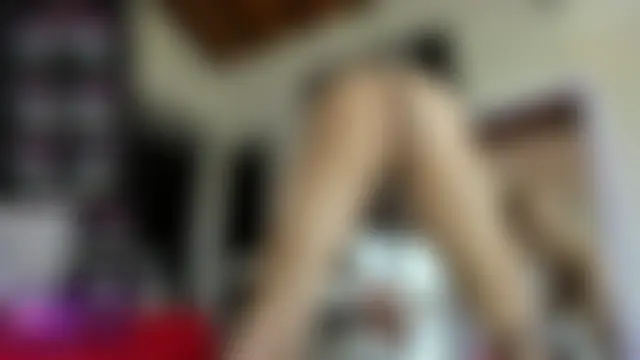 valery_sweetscheeks' Live Sex Cam Show