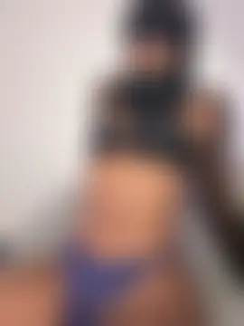 غرفة دردشة KiaraAmara المباشرة