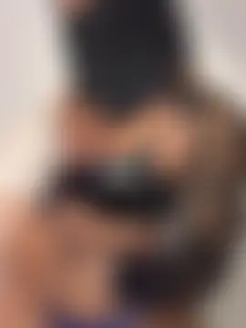 Sala de chat ao vivo de KiaraAmara