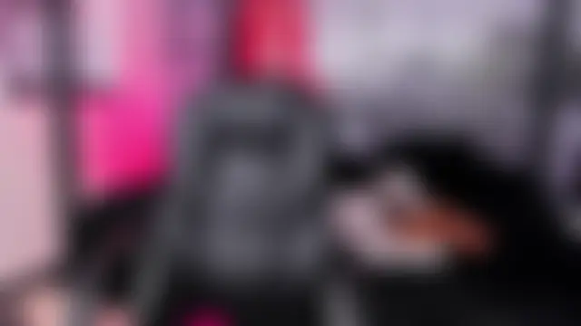 Chat +18 de loress_ass_mature ao vivo