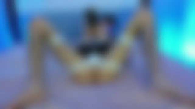 Michaell_twinkk_'s Live Chat Room