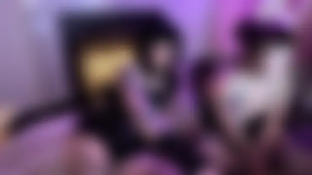 Zoe_and_Coco Videochat live