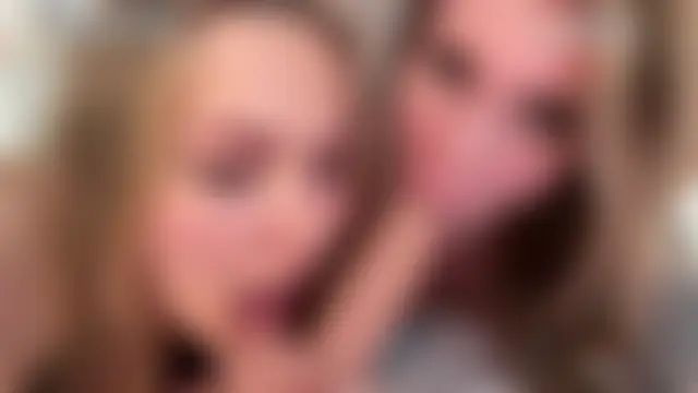 Pokazy przed seks kamerką na żywo – PinkNoir