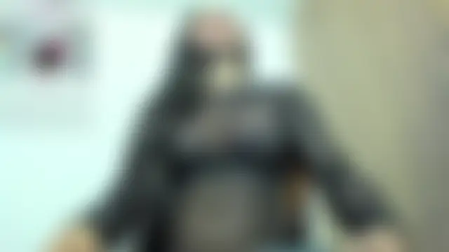 Bessie32's Live Chat Room