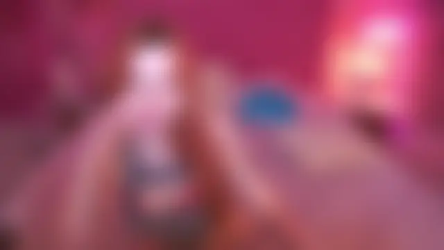 JuicyJoyce Adlı Modelin Canlı XXX Sohbeti