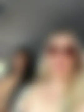 June695_'s Webcam Show