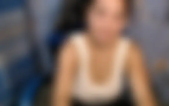 urlover_mae26's Live XXX Chat