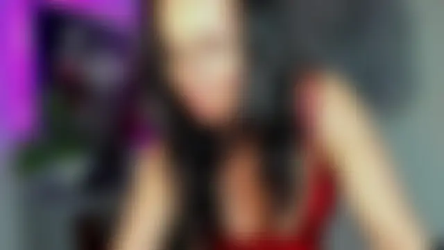 HelenLuxx's Live Chat Room