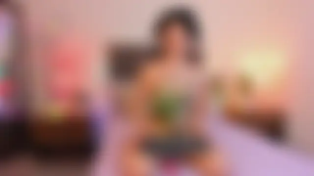 Aliccecullen's Live Chat Room