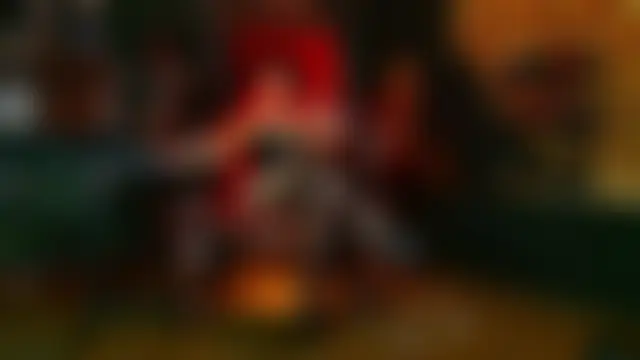 MoniqueResse's Live Chat Room