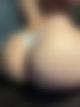 KittyTwerk_2's Live Chat Room