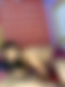 Sweet-priyaa's Live Chat Room