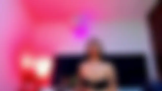 DahliaCielo's Live Chat Room