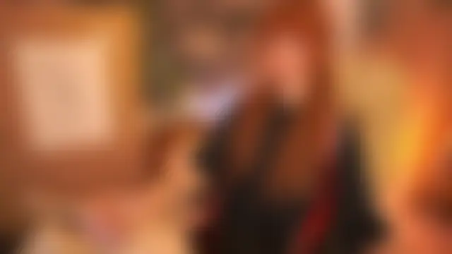 غرفة دردشة Nicol_Moonn المباشرة