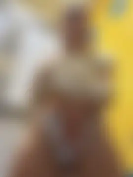 kira_mia's Webcam Show