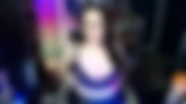 HazeyViolet333 Live Chatraum