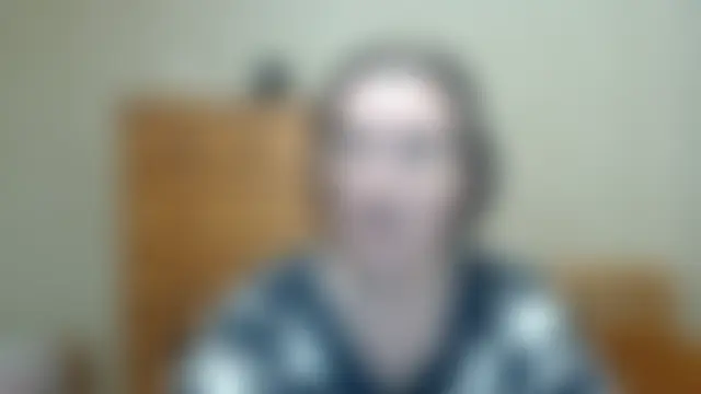 Smart_Rose's Live Chat Room