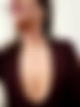 RebeccaNoble's Live Chat Room