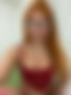 Isisbennett's Live Chat Room