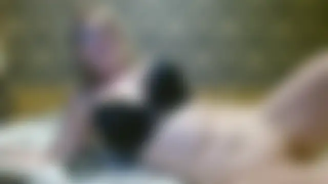 DixieDeluxe's Webcam Show