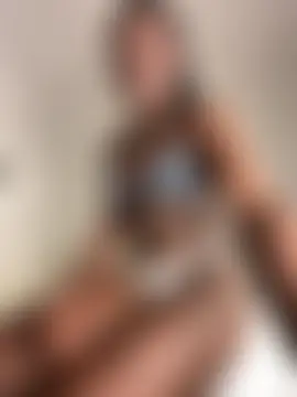 Sala de chat ao vivo de zaharacutie