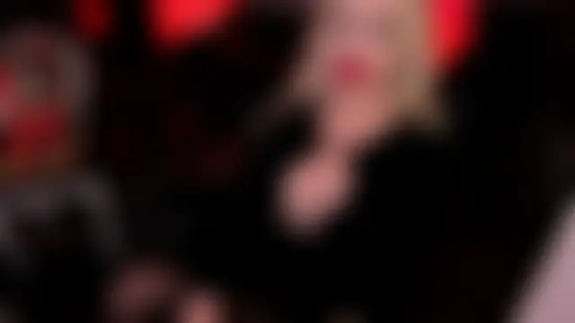 FinDomGod Show in webcam