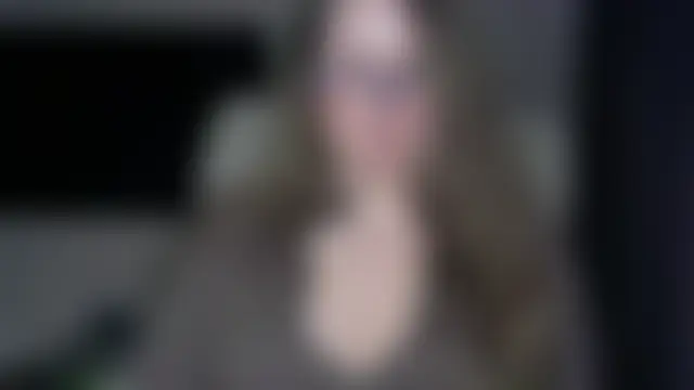 SeasonalSomeone's Live XXX Chat