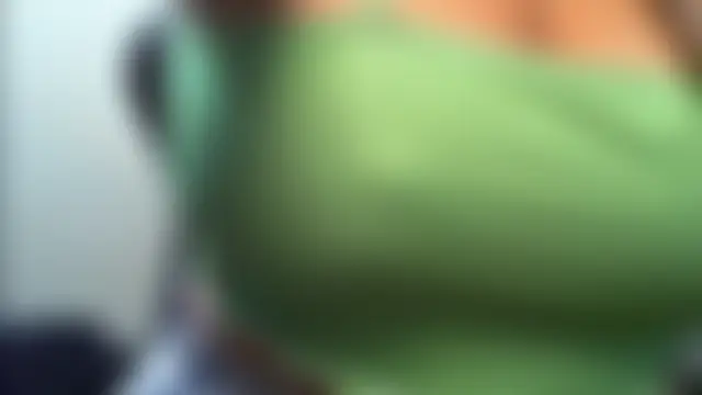 Pokazy przed kamerką – Milf_Momy