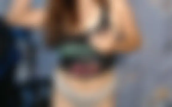 urlover_mae26's Live XXX Chat