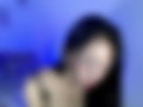 lovely_kiannaHugecock 在線直播表演