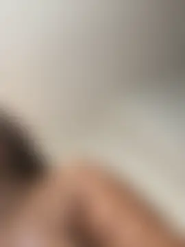 Bootyliciouse21X's Live Chat Room