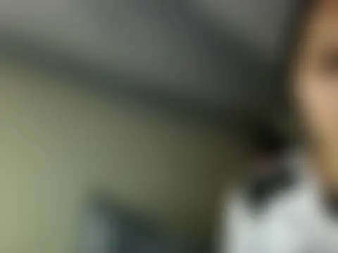 Be-MyMy: διαδικτυακό σόου στην κάμερα