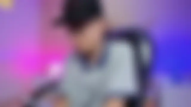 Nascary_Fox Live Chatraum