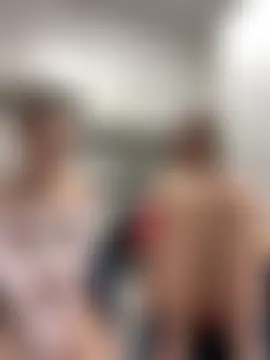 Best_Blondie1 即時 XXX 聊天