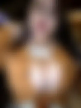 ห้องแชทสดของ Oryk___