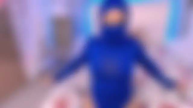 ZainaNour Show in webcam