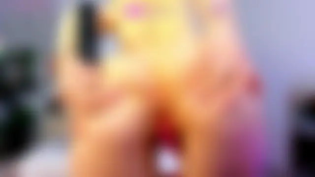 CharmingAnnie's Live XXX Chat