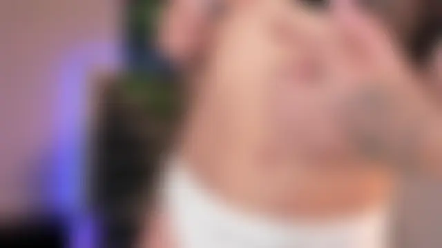 adhalee_js' Live XXX Chat