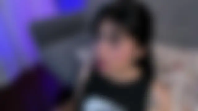 flower_smith_ élő XXX-chatje