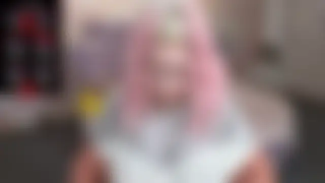 Penelope_Pinky: διαδικτυακό σόου στην κάμερα