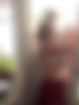 WHITEWOMEN_2 Pertunjukan Webcam