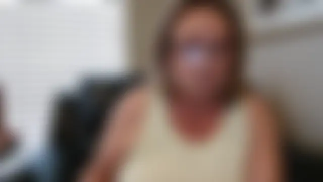 BustyAnnie 即時 XXX 聊天