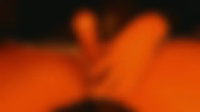 TS_MILK: απευθείας σέξι σόου στην κάμερα