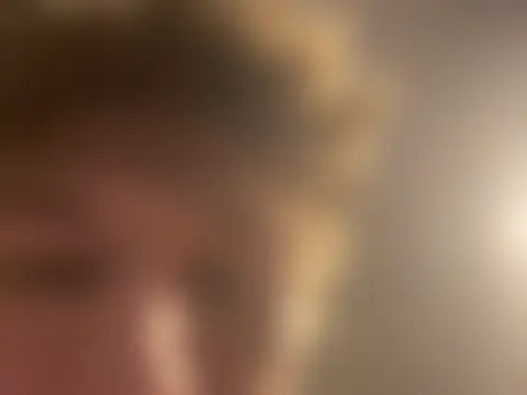 Show modela yourwhiteboy1 na web-kameri